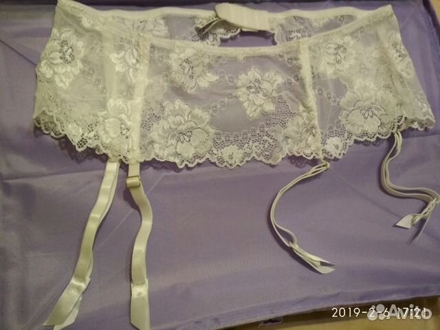 Новый белый пояс для чулок lormar