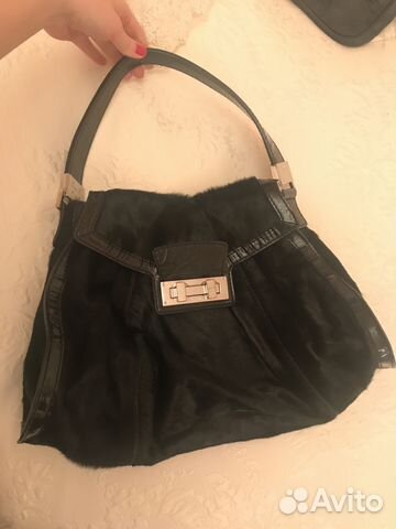 Сумка Karen Millen лак и мех пони Сумка Karen Millen лак и мех пони