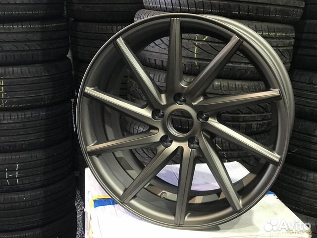 Vossen CVT Комплект новых литых дисков R18 Vossen CVT Комплект новых литых дисков R18