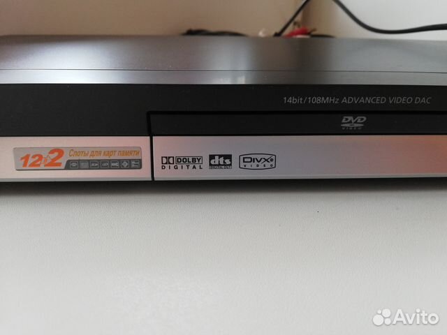 DVD-плеер SAMSUNG DVD-P560