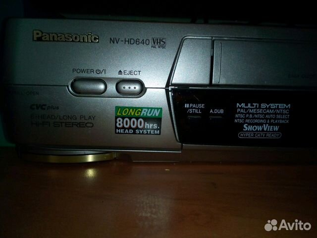Видеомагнитофон panasonic NV - HD640