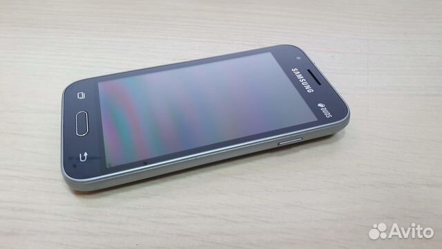 Смартфон SAMSUNG Galaxy J1 Mini SM-J105H