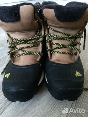 Зимние ботинки adidas Зимние ботинки adidas