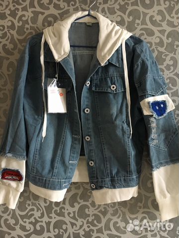 Куртка джинсовая с хлопковыми вставками. Джинсовка Куртка джинсовая с хлопковыми вставками. Джинсовка