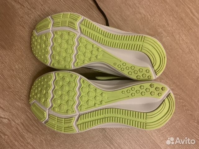 Кроссовки Nike новые Кроссовки Nike новые