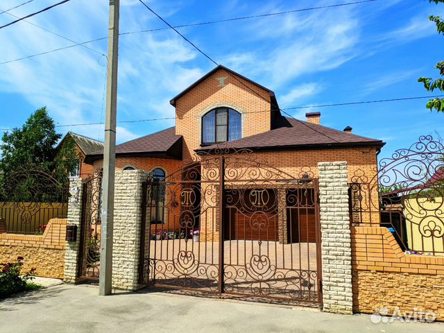 Дом 380 м² на участке 15 сот.