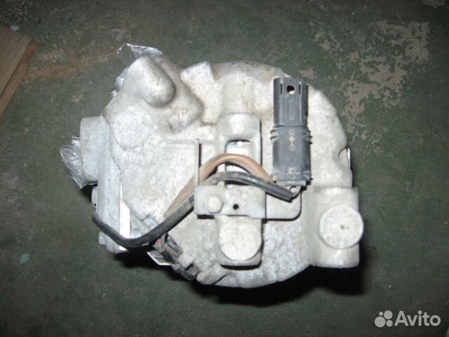 BMW F01 F02N F10 X5 X6 Компрессор кондиционера N63