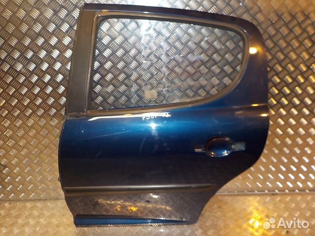 Дверь задняя левая Peugeot 207