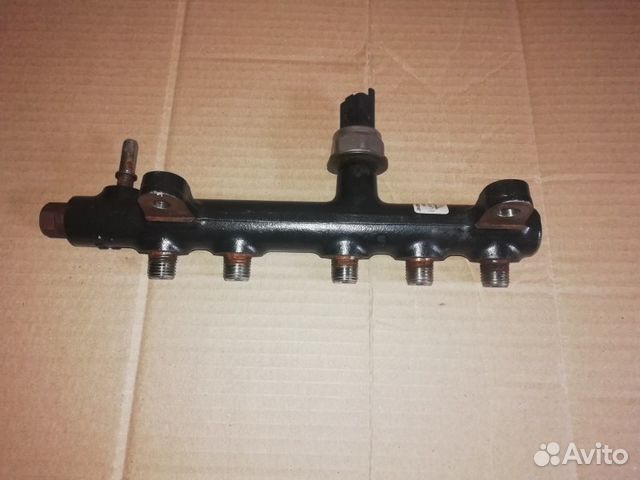 Топливная рампа Peugeot 3008 2.0 HDI 2011