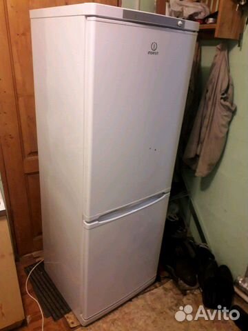Холодильник Индезит SB1670