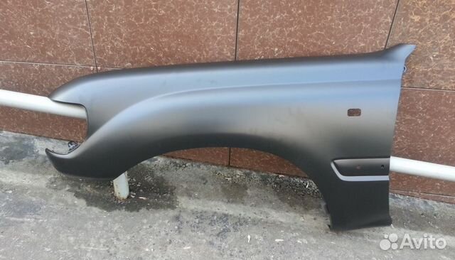 Крыло левое и правое для Toyota Land Cruiser 80 Крыло левое и правое для Toyota Land Cruiser 80