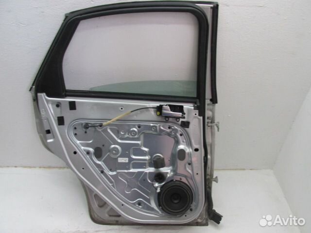 Дверь задняя левая Ford Focus 2 Дверь задняя левая Ford Focus 2
