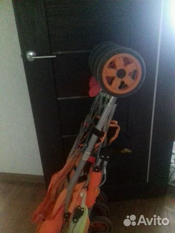 Коляска трость и детский стульчик для кормления N1