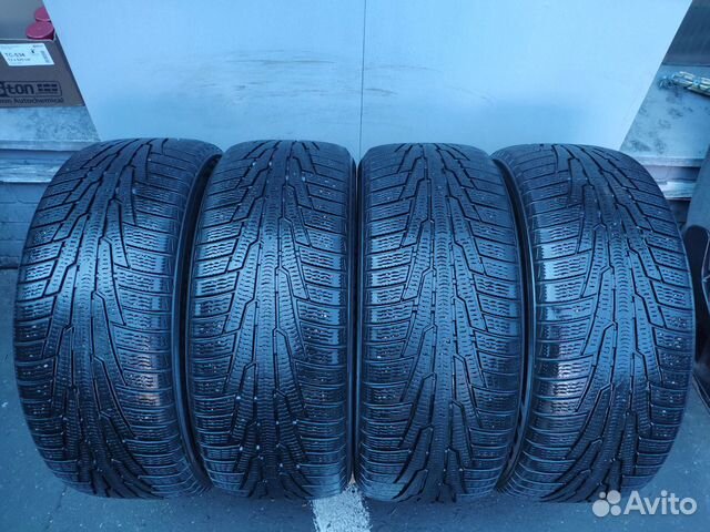 Nokian Hakkapeliitta R 235/55/17 Nokian Hakkapeliitta R 235/55/17