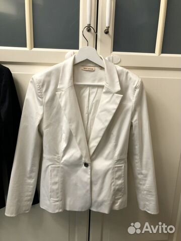 Пиджаки dkny чёрный и белый