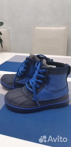 Продаю демисезонные ботинки Crocks Продаю демисезонные ботинки Crocks