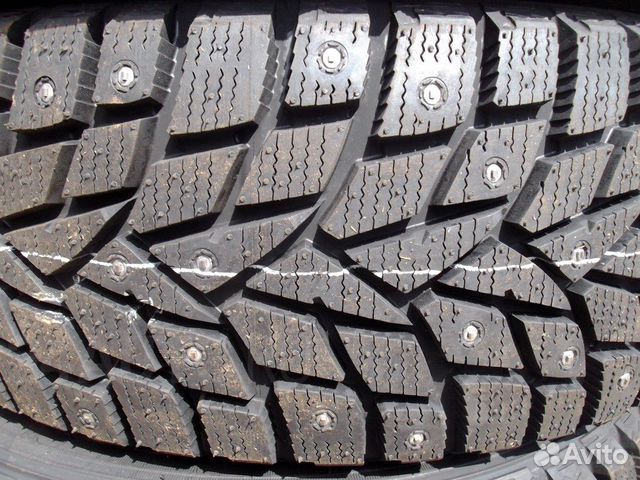 Новые шипы Dunlop ice 02 225 50 17 R17 98T XL Новые шипы Dunlop ice 02 225 50 17 R17 98T XL