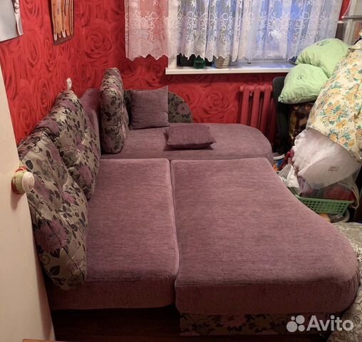 Диван