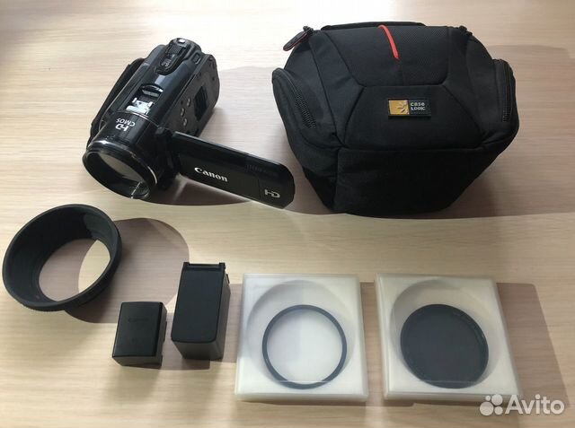 Canon Legria HF S200E с аксессуарами