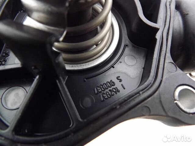Корпус термостата BMW E70 E71 X5 X6 Корпус термостата BMW E70 E71 X5 X6
