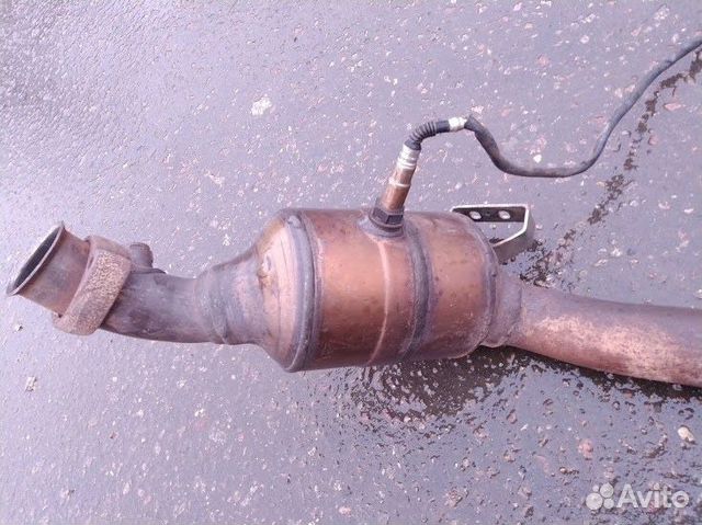 Катализатор левый Mercedes X204 GLK Катализатор левый Mercedes X204 GLK