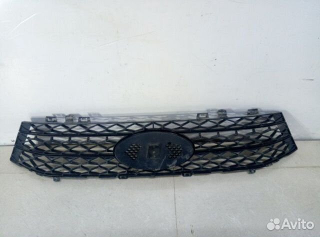 Решетка радиатора LADA Vesta 1 поколение седан Решетка радиатора LADA Vesta 1 поколение седан