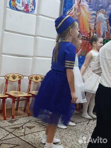 Юбка+жакет+пилотка костюм стюардесса Юбка+жакет+пилотка костюм стюардесса