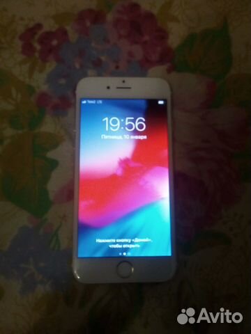Телефон iPhone
