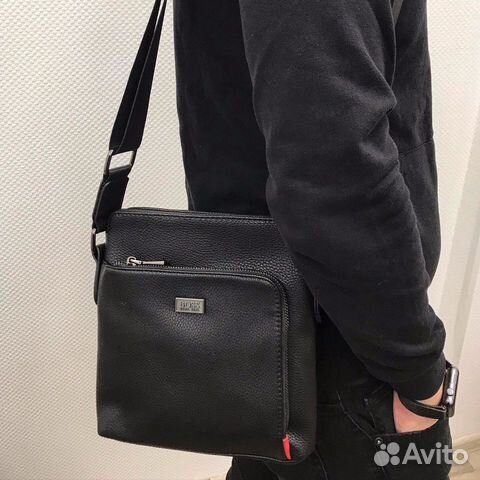 Сумка кожаная через плечо Hugo Boss Сумка кожаная через плечо Hugo Boss