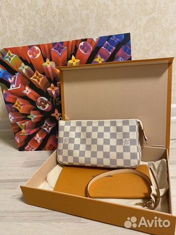 louis vuitton damier azur pochette accessoires