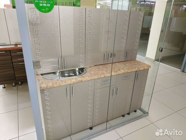 Новый кухонный гарнитур 1.5м Новый кухонный гарнитур 1.5м