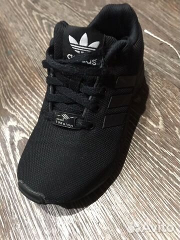 Кроссовки adidas Кроссовки adidas