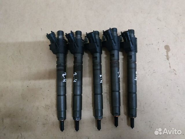 Вольво XC60 XC70 топливная форсунка D5244T17 T12 Вольво XC60 XC70 топливная форсунка D5244T17 T12
