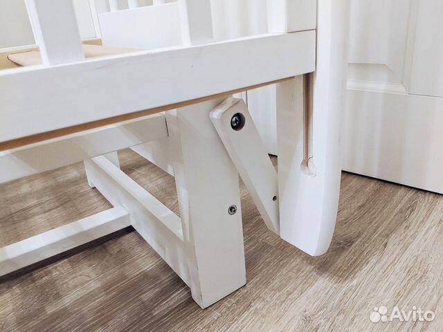 Детская кровать с маятником Соня из березы