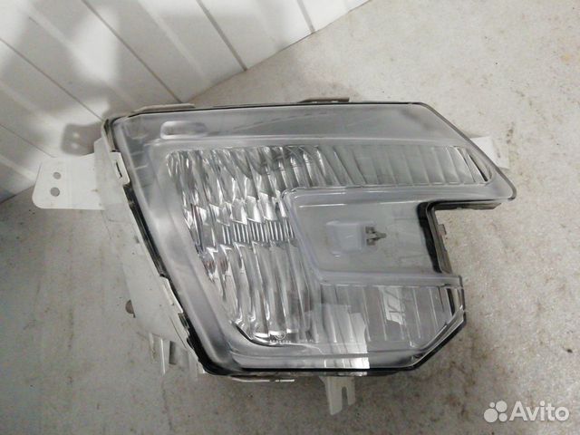 Фара противотуманная LED передняя правая Ford Фара противотуманная LED передняя правая Ford