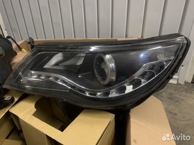 Фары Tiguan 2007-2011