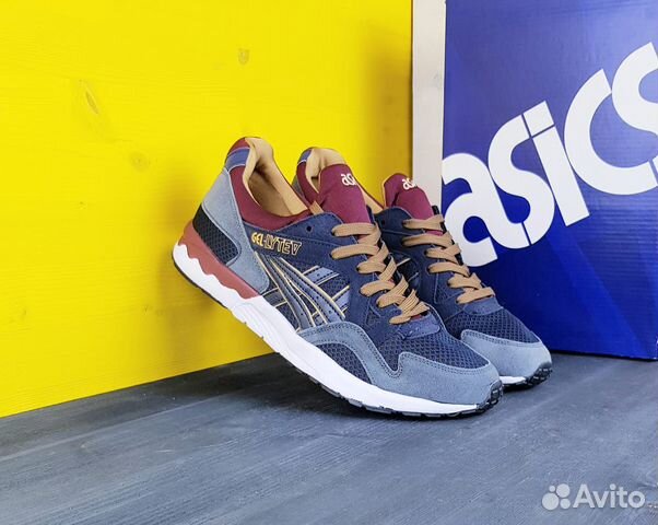 Asics кроссовки новые мужские цветные