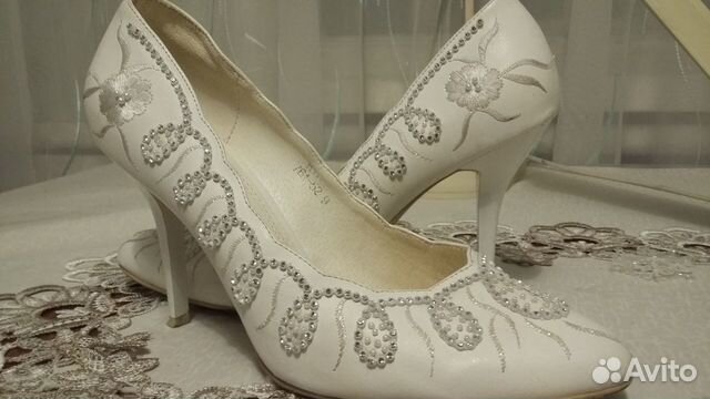 Продам туфли свадебные, размер 39-40