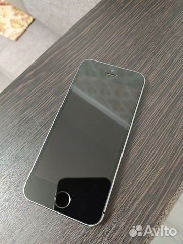 Телефон iPhone 5s 16gb