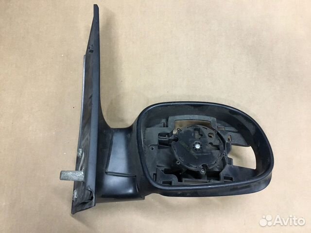 Корпус зеркала правый Mercedes W639 Корпус зеркала правый Mercedes W639