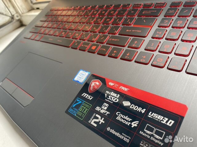 17 дюймовый Msi 1050ti i7-7700hq ddr4 ssd m2
