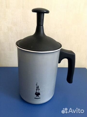 Капучинатор(вспениватель молока).Bialetti.1л200мл Капучинатор(вспениватель молока).Bialetti.1л200мл
