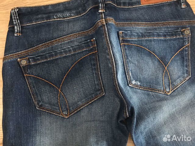 Джинсы Calvin Klein 28 Джинсы Calvin Klein 28