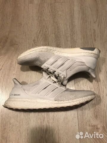 Кроссовки adidas ultra boost белые Кроссовки adidas ultra boost белые