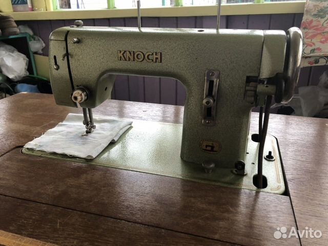 Немецкая Швейная машина Knoch Немецкая Швейная машина Knoch