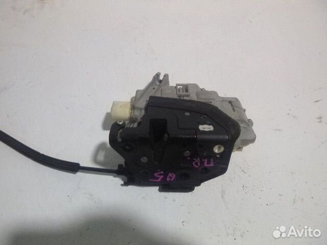 Замок двери передней правой audi Q5 2008