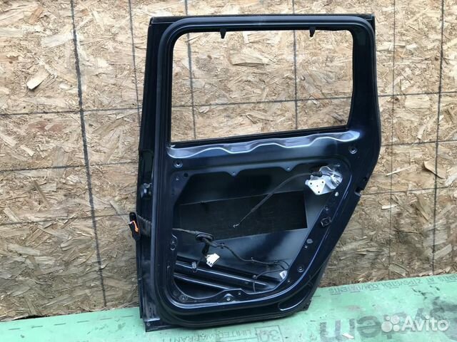 Дверь задняя правая VW Passat B6 (2005-2010г.в.) Дверь задняя правая VW Passat B6 (2005-2010г.в.)