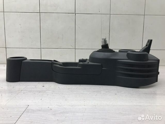 Центральная консоль Mitsubishi Colt Z34A 4A90 2008 Центральная консоль Mitsubishi Colt Z34A 4A90 2008