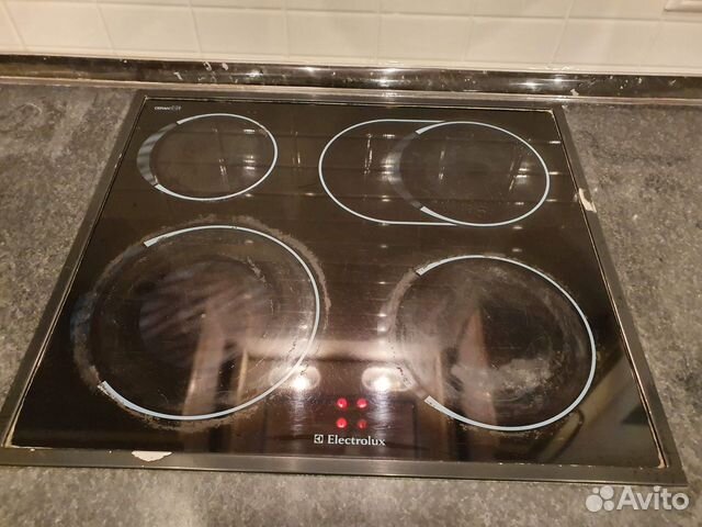 Варочная электрическая панель Electrolux. Зависима Варочная электрическая панель Electrolux. Зависима
