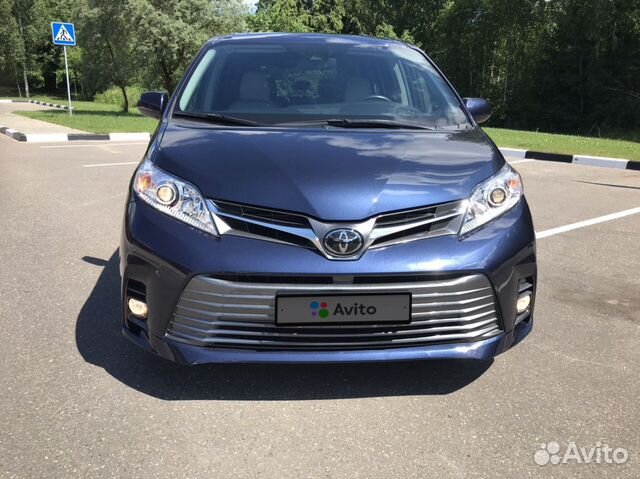 Toyota Sienna 3.5 AT, 2018, 16 000 км Toyota Sienna 3.5 AT, 2018, 16 000 км